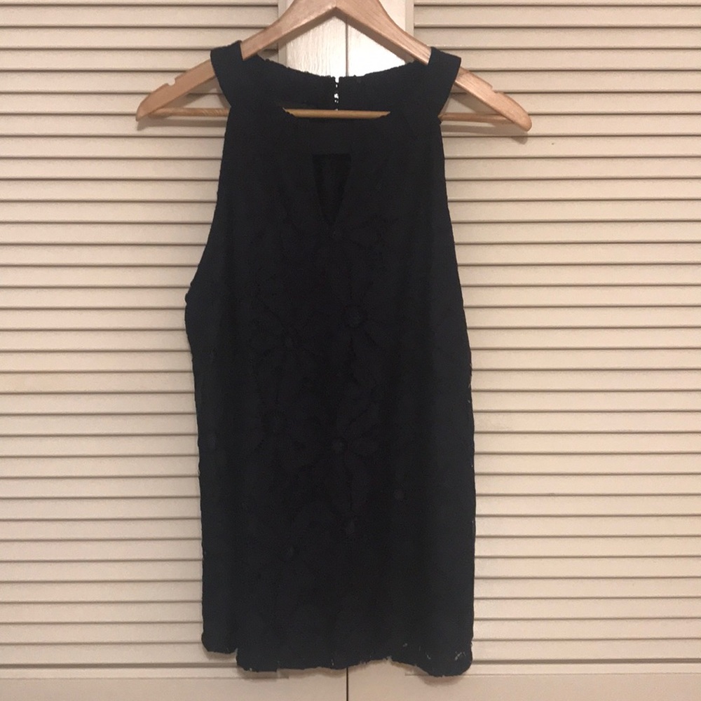 Navel lace tank top